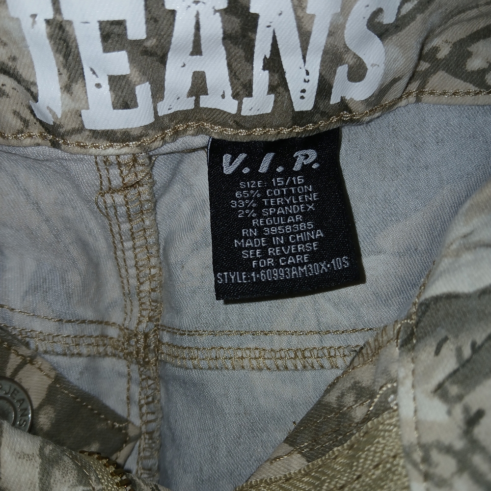 Womens Cargo Pants in Desert Camo - Picture 2 of 2